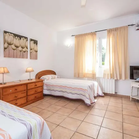 Alaris Villa Santo Tomas