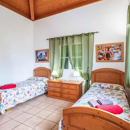 Villa Alaris Santo Tomas
